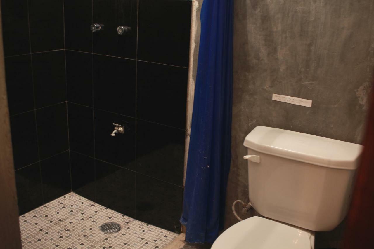 Black Jaguar Hostel 巴卡拉尔 外观 照片